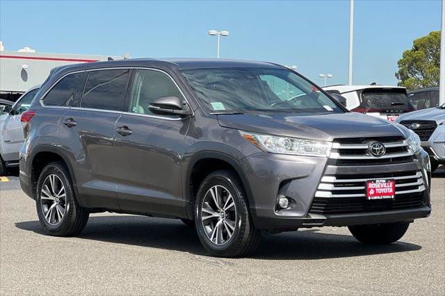 Certified 2019 Toyota Highlander Plus FWD image 5