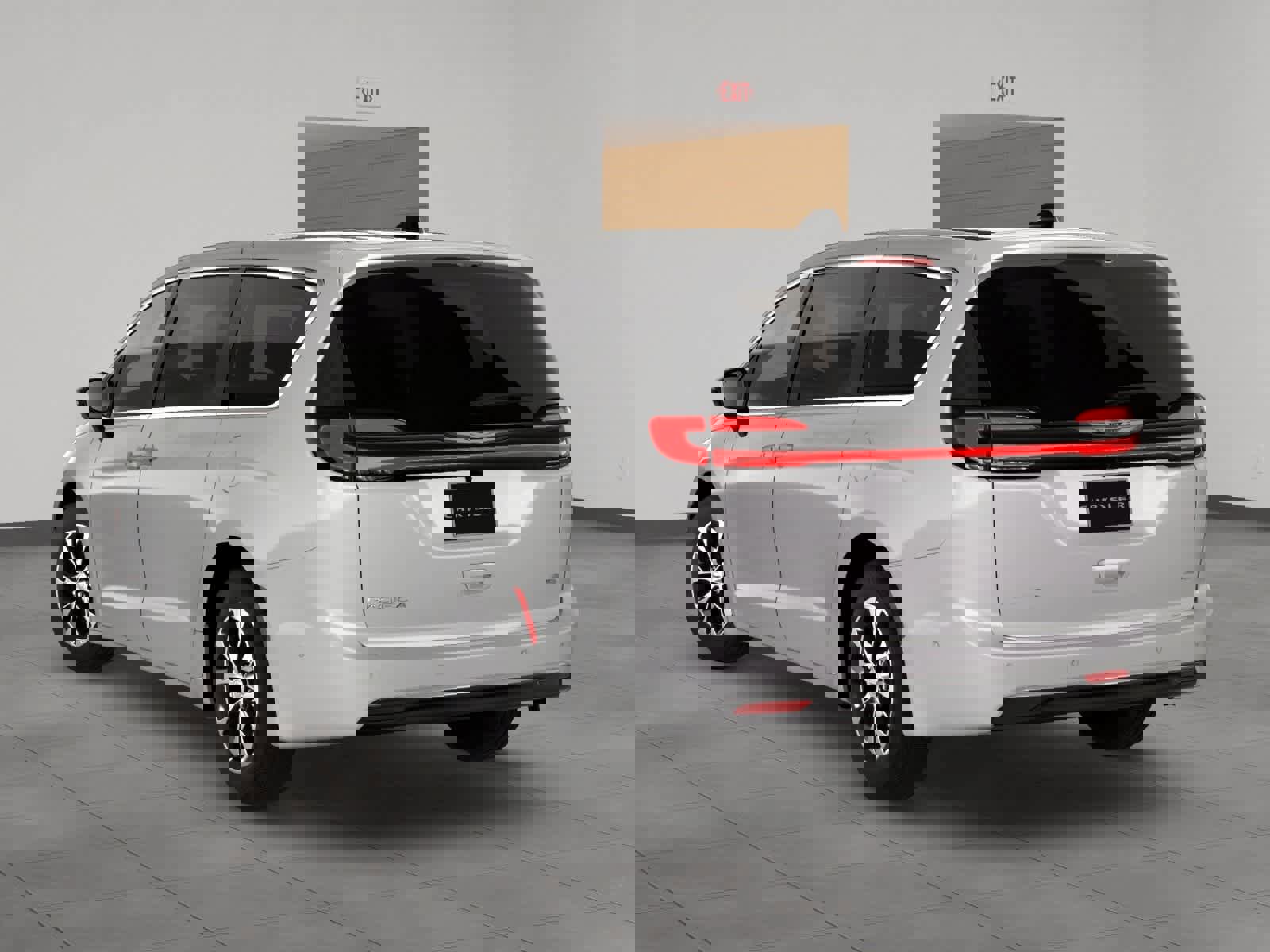 New 2026 Chrysler Pacifica Select image 4