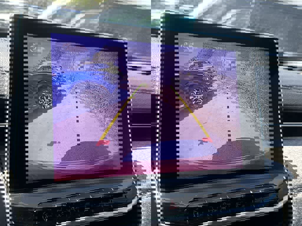 Used 2023 Jeep Compass Latitude image 19