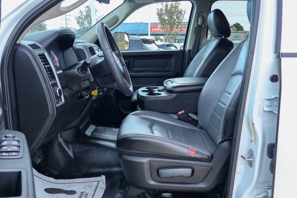 Used 2022 RAM 1500 Tradesman w/ Chrome Appearance Group image 7