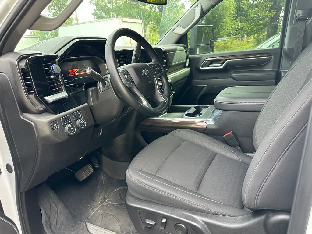 Used 2024 Chevrolet Silverado 2500 LT w/ Z71 Sport Edition AWD/4WD image 10