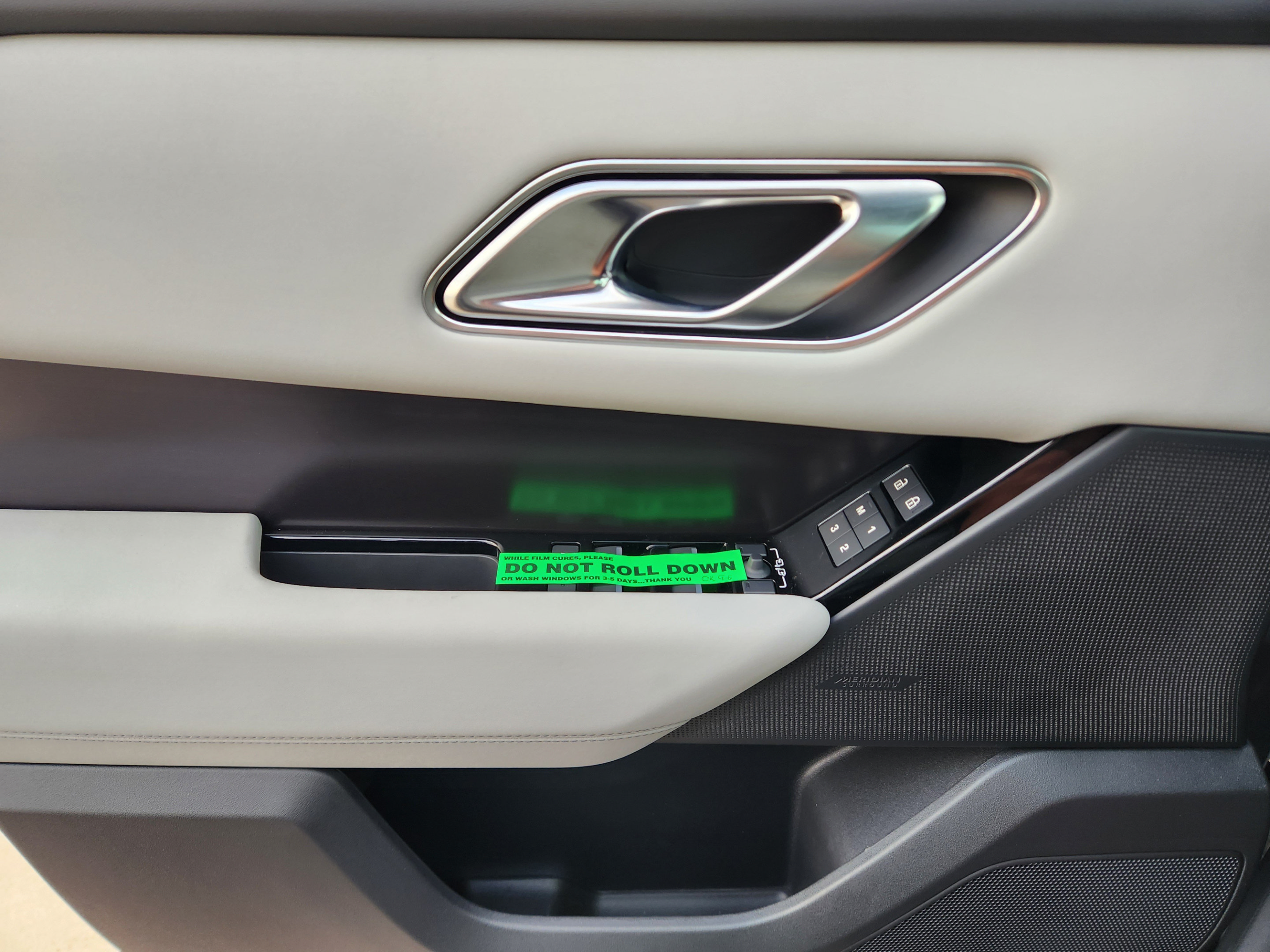 New 2026 Land Rover Range Rover Velar Belgravia AWD/4WD image 18