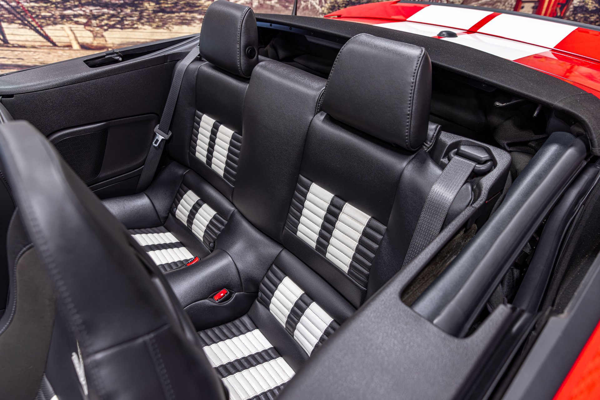 Used 2013 Ford Mustang Shelby GT500 image 21