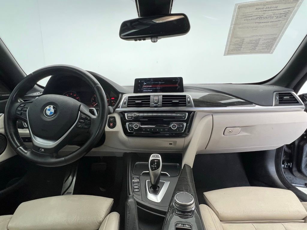 Used 2020 BMW 440i xDrive Convertible w/ M Sport Package image 15