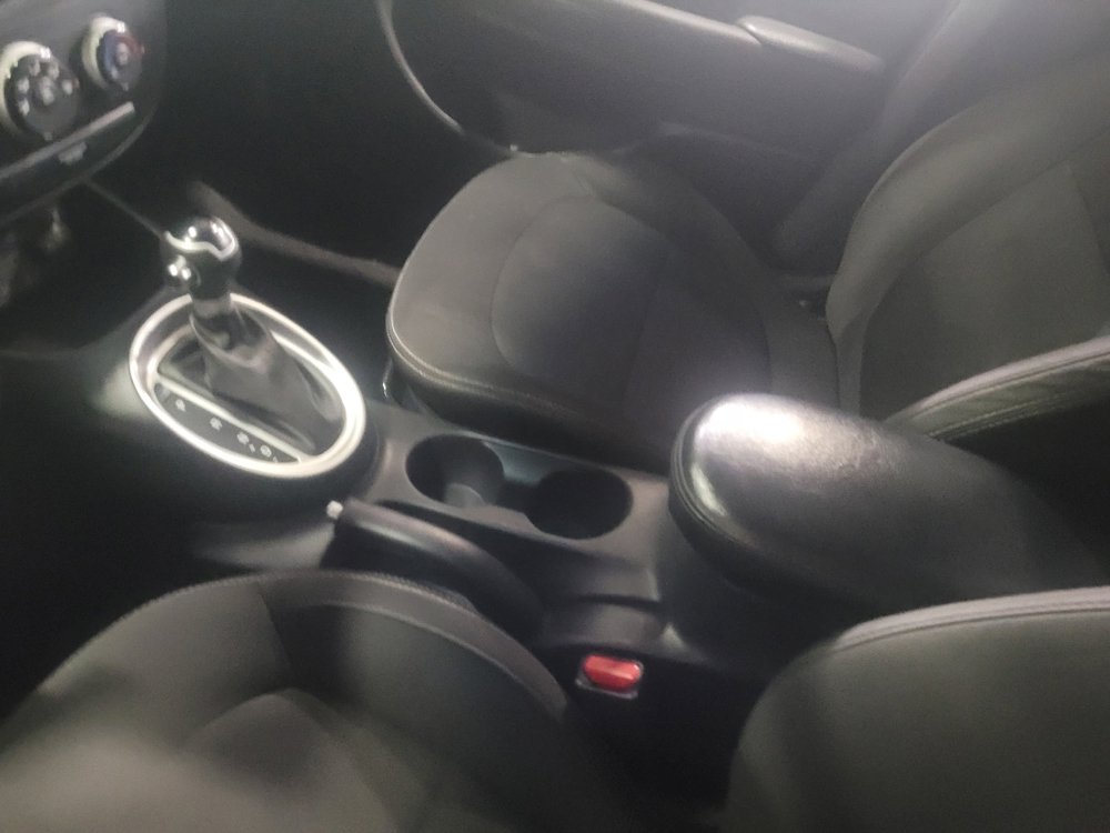 Used 2017 Kia Soul image 26