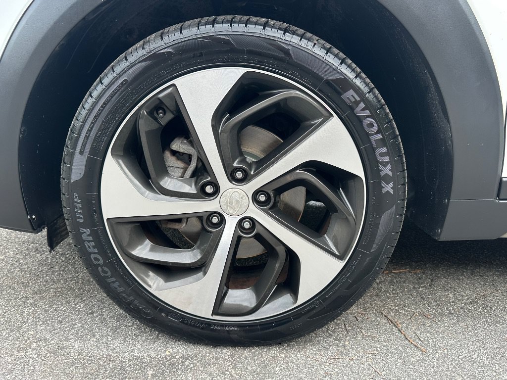 Used 2017 Hyundai Tucson Value AWD/4WD image 40