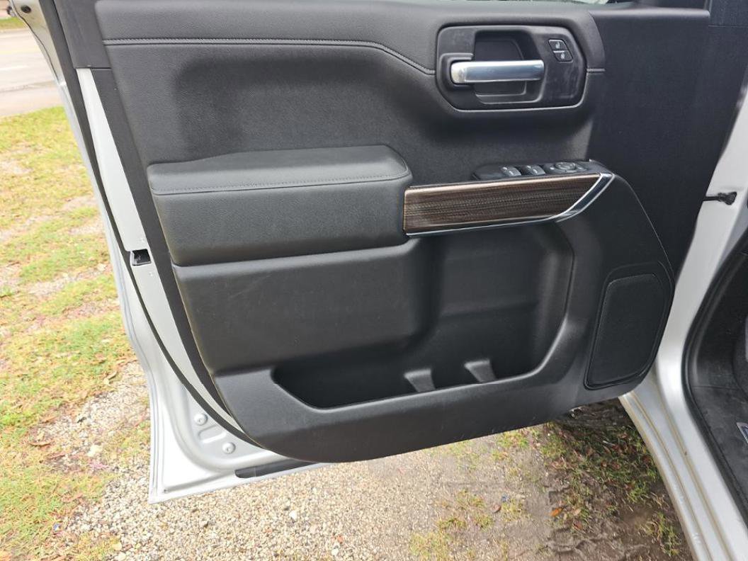 Used 2019 Chevrolet Silverado 1500 LT w/ All-Star Edition AWD/4WD image 8
