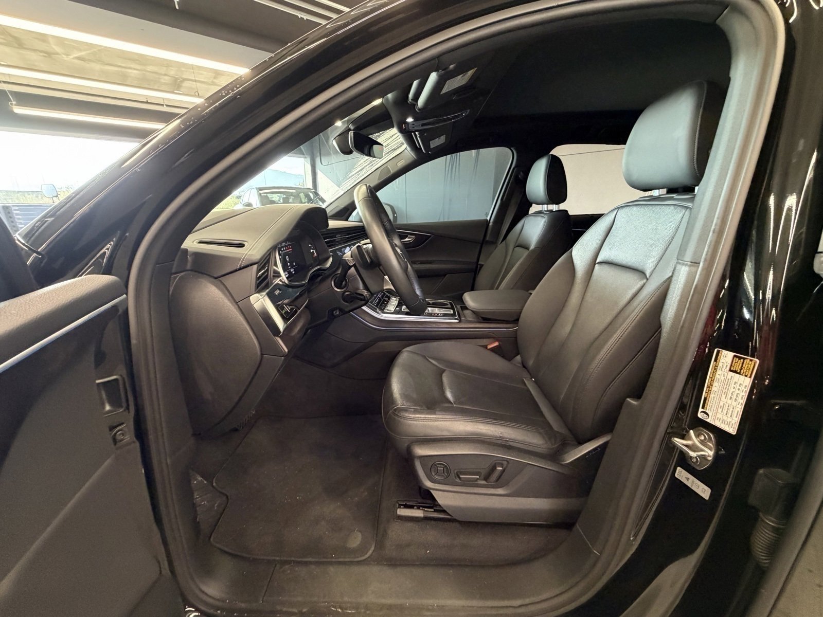 Used 2023 Audi Q7 3.0T Prestige w/ Prestige Package image 9