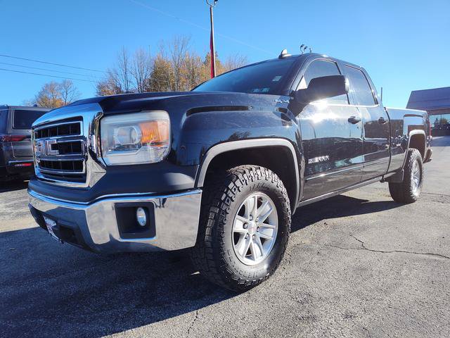 Used 2015 GMC Sierra 1500 SLE w/ SLE Value Package AWD/4WD image 3