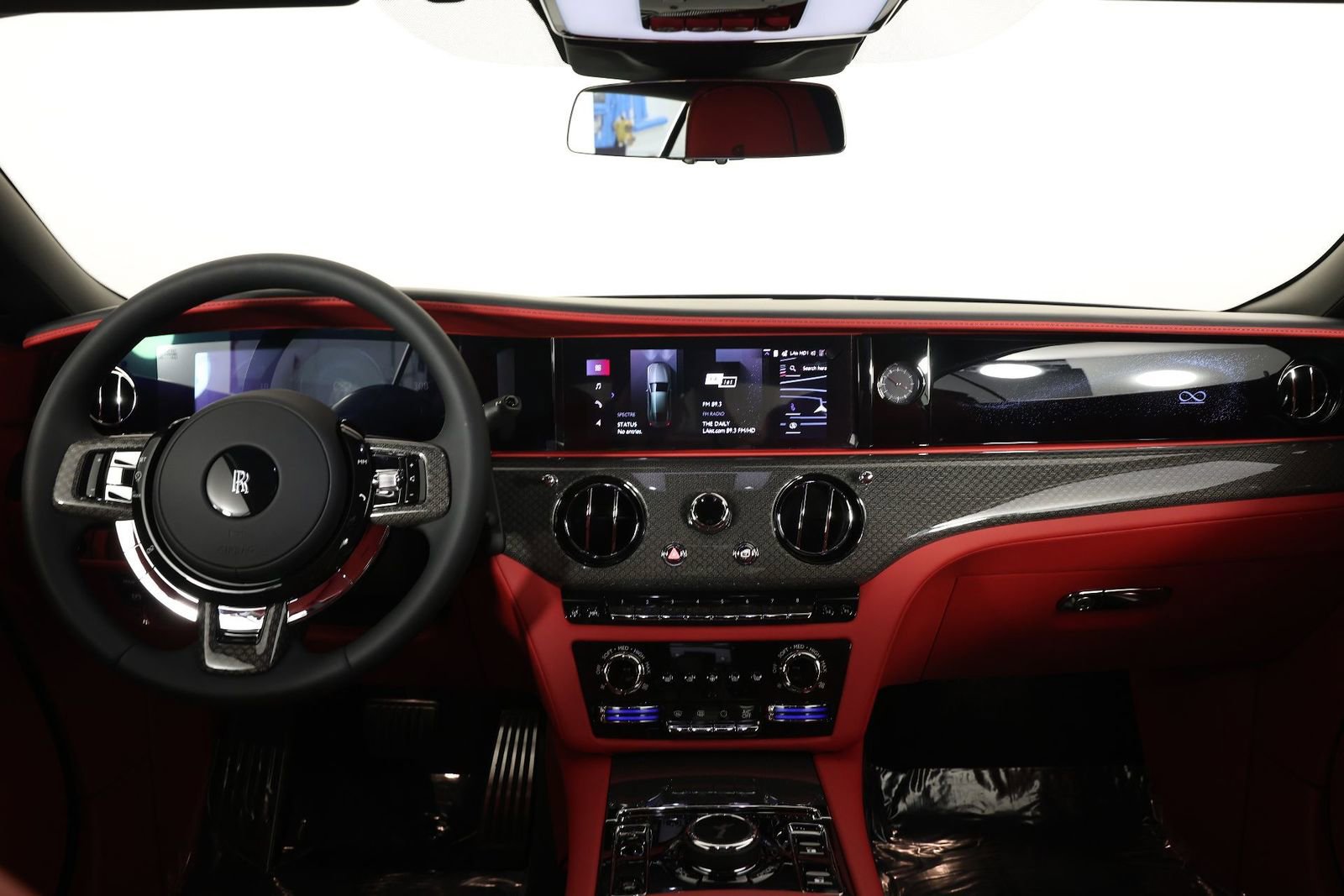 New 2026 Rolls-Royce Spectre Black Badge image 11