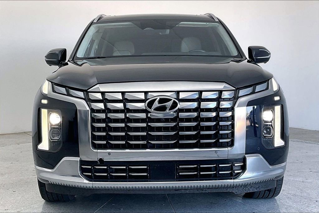 Used 2023 Hyundai Palisade Calligraphy image 5