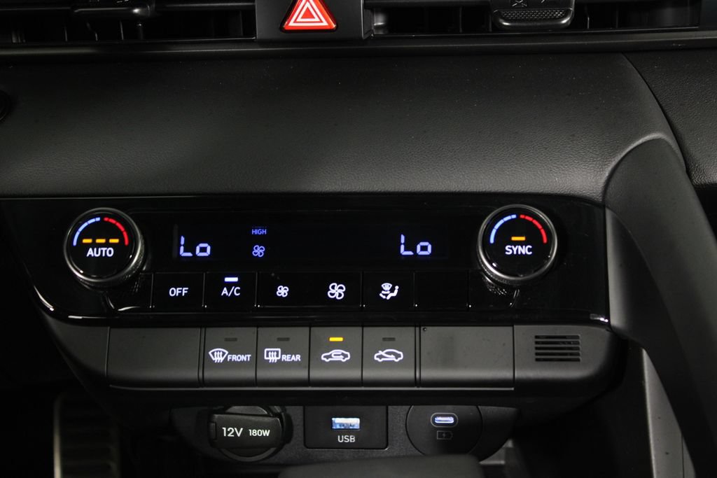 Certified 2026 Hyundai Elantra Sport FWD image 22