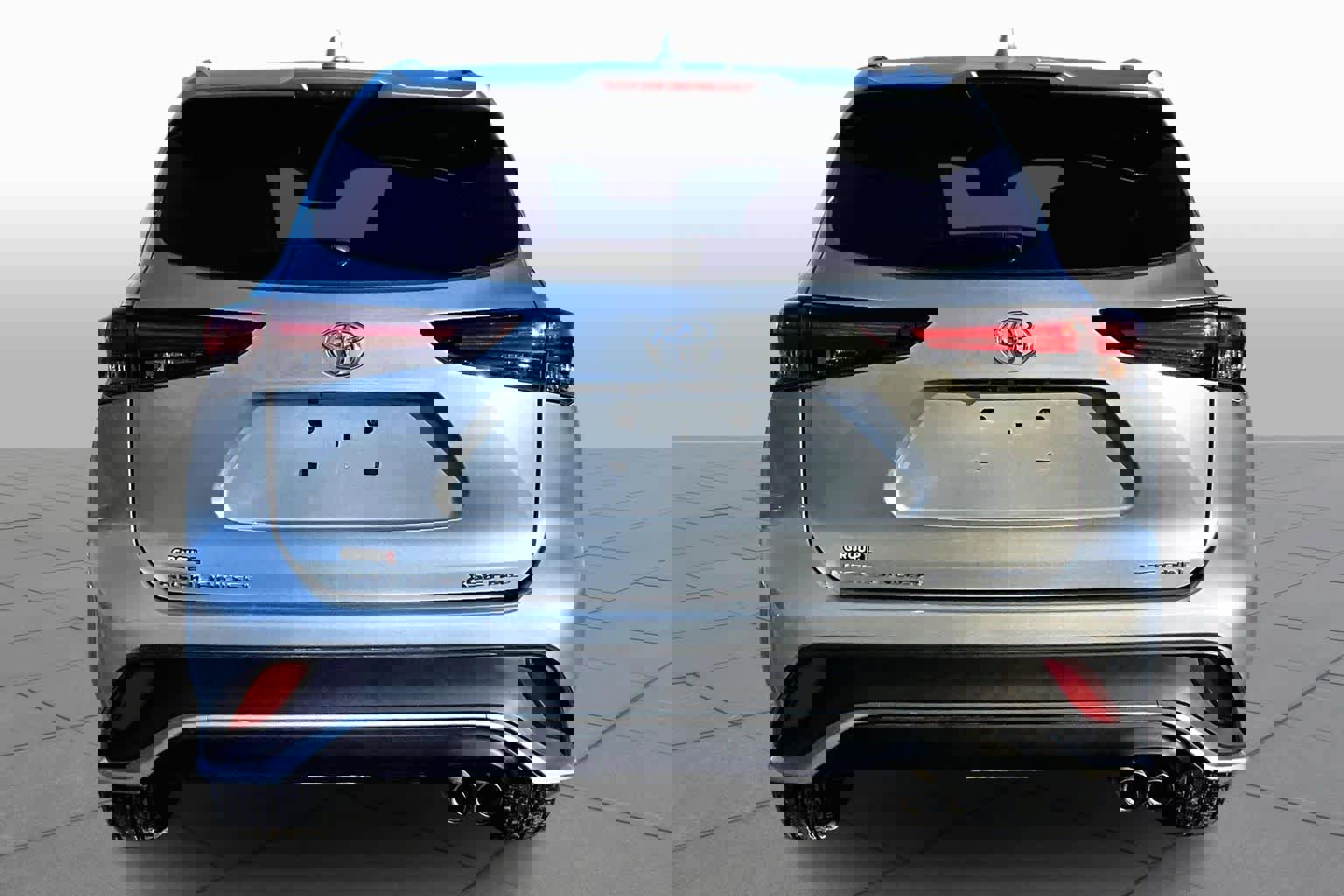 Certified 2024 Toyota Highlander XSE image 4