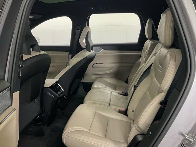 New 2026 Volvo EX90 Ultra AWD/4WD image 31