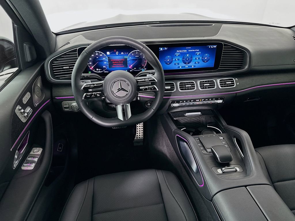 Used 2025 Mercedes-Benz GLS 450 4MATIC image 23