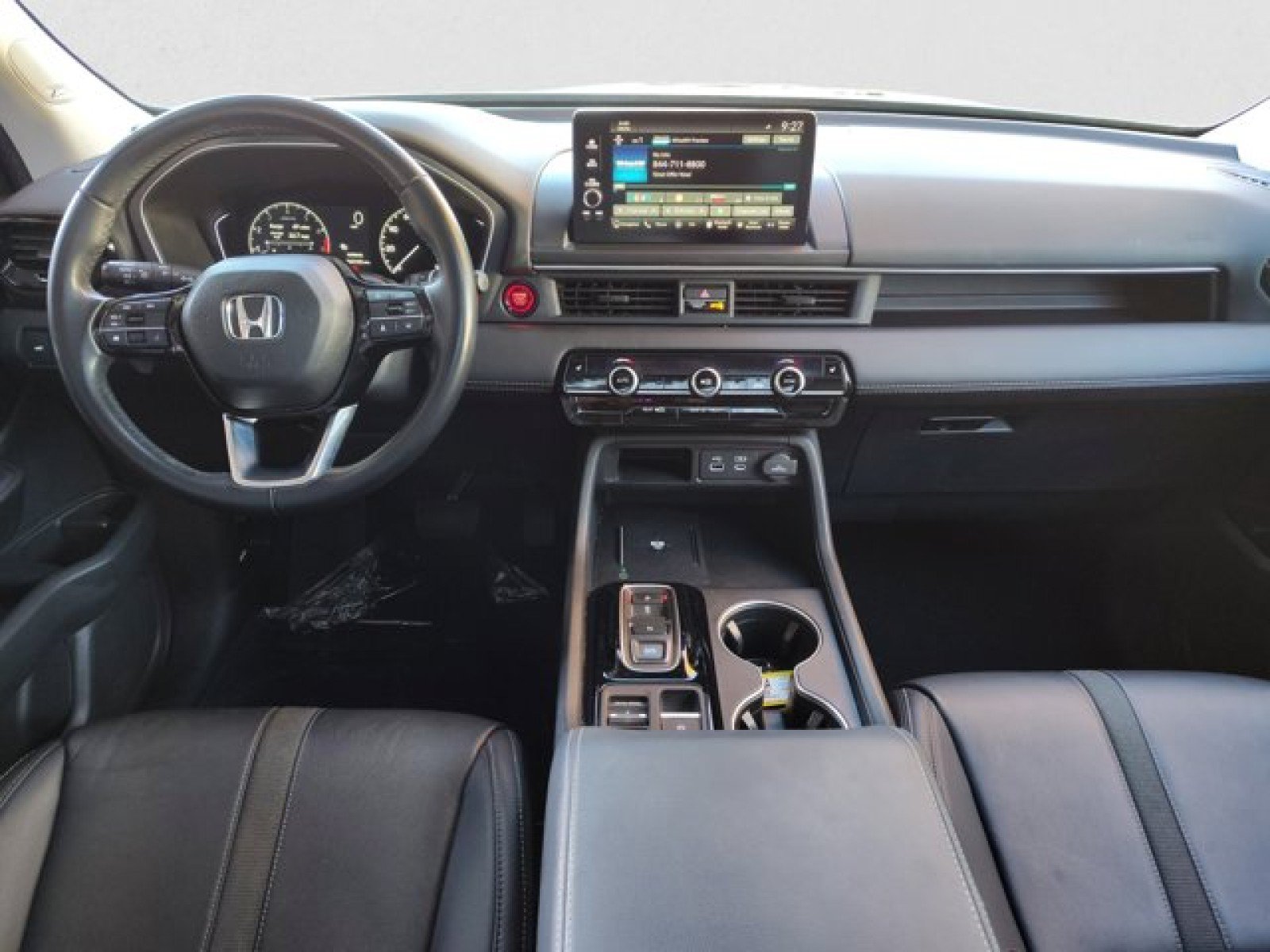 Used 2023 Honda Pilot Touring image 14
