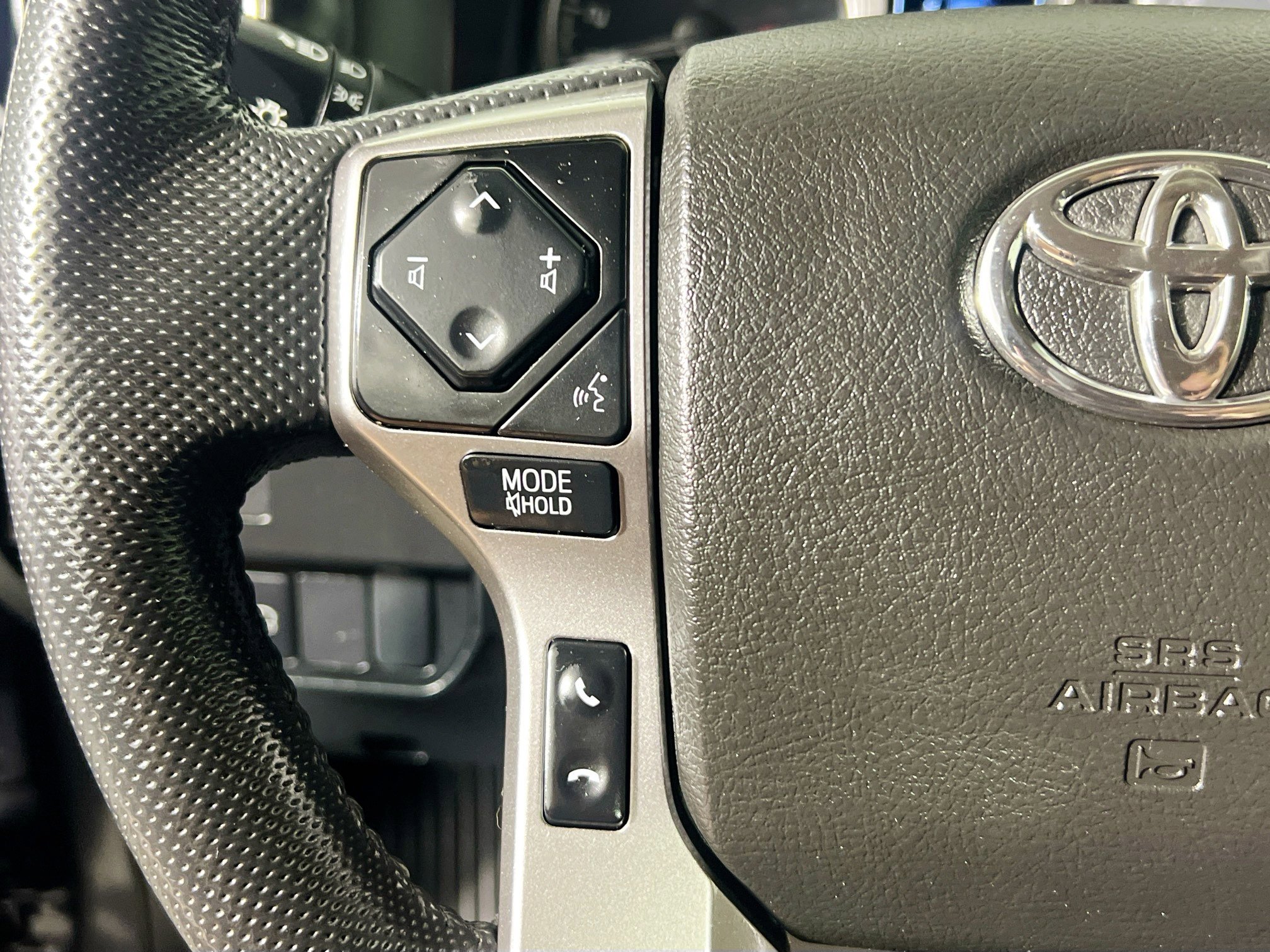 Used 2023 Toyota Tacoma SR5 w/ SR5 Appearance Package image 18