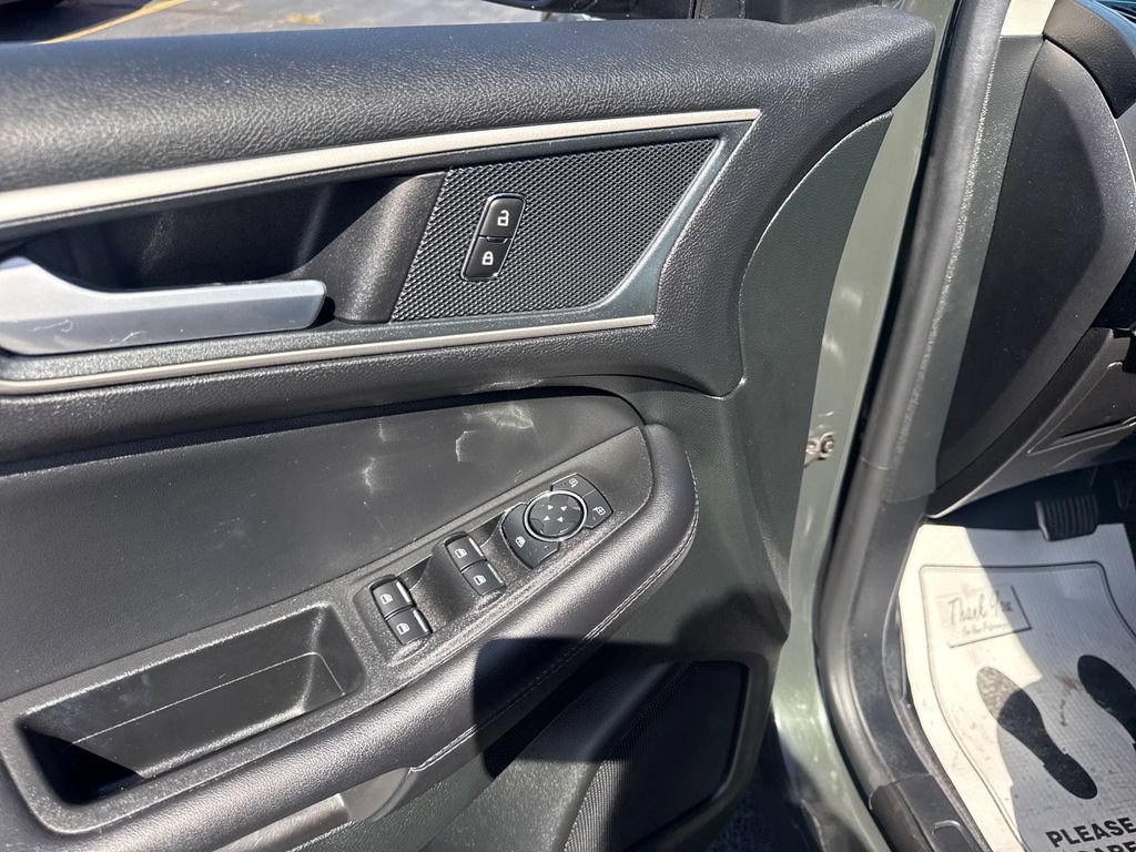 Used 2024 Ford Edge SEL w/ Convenience Package AWD/4WD image 30
