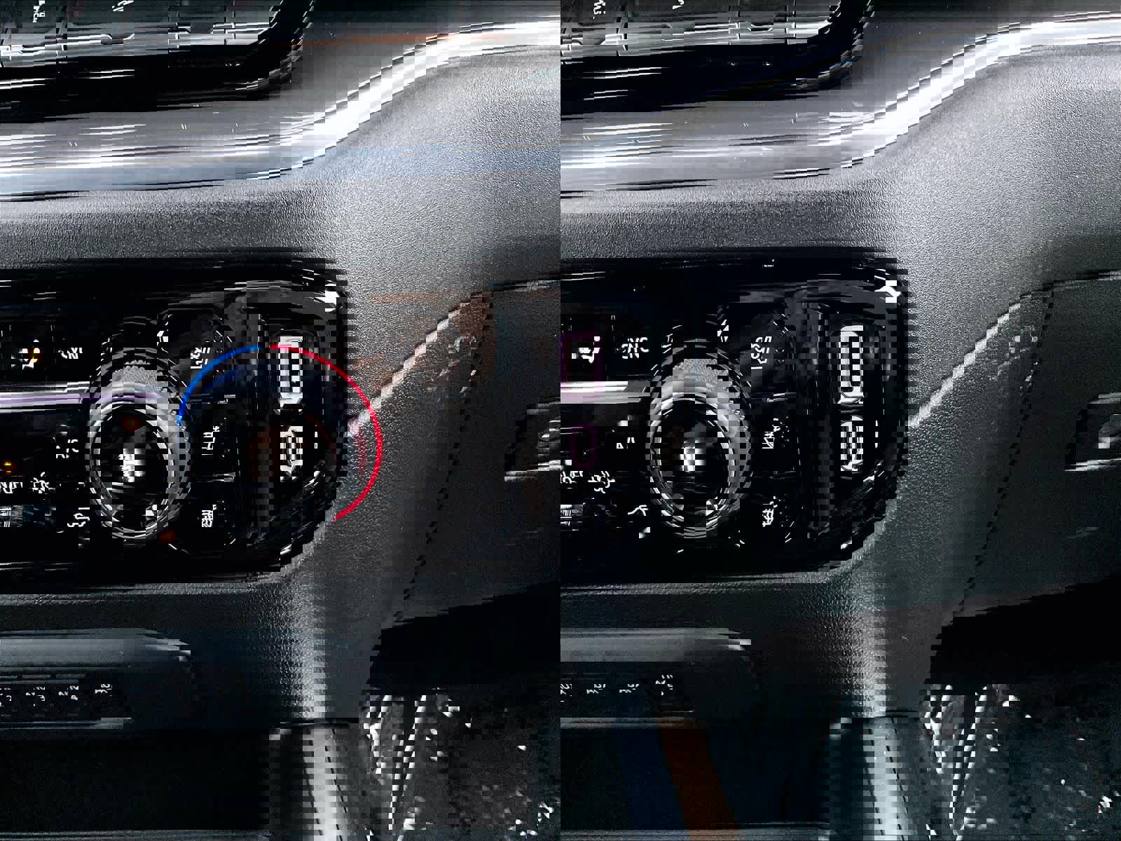 Used 2024 Chevrolet Silverado 2500 High Country w/ High Country Premium Package image 27