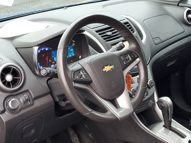 Used 2016 Chevrolet Trax LT w/ LT Convenience Package FWD image 7