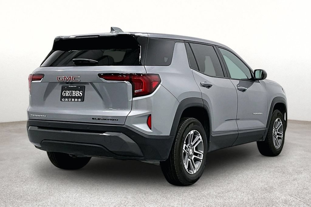 Used 2025 GMC Terrain Elevation FWD image 2