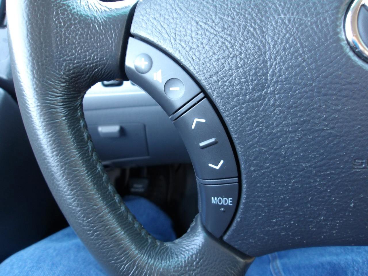 Used 2006 Toyota Highlander Limited AWD/4WD image 16