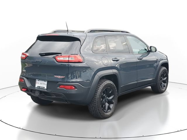 Used 2016 Jeep Cherokee Trailhawk w/ Leather Interior Group AWD/4WD image 4