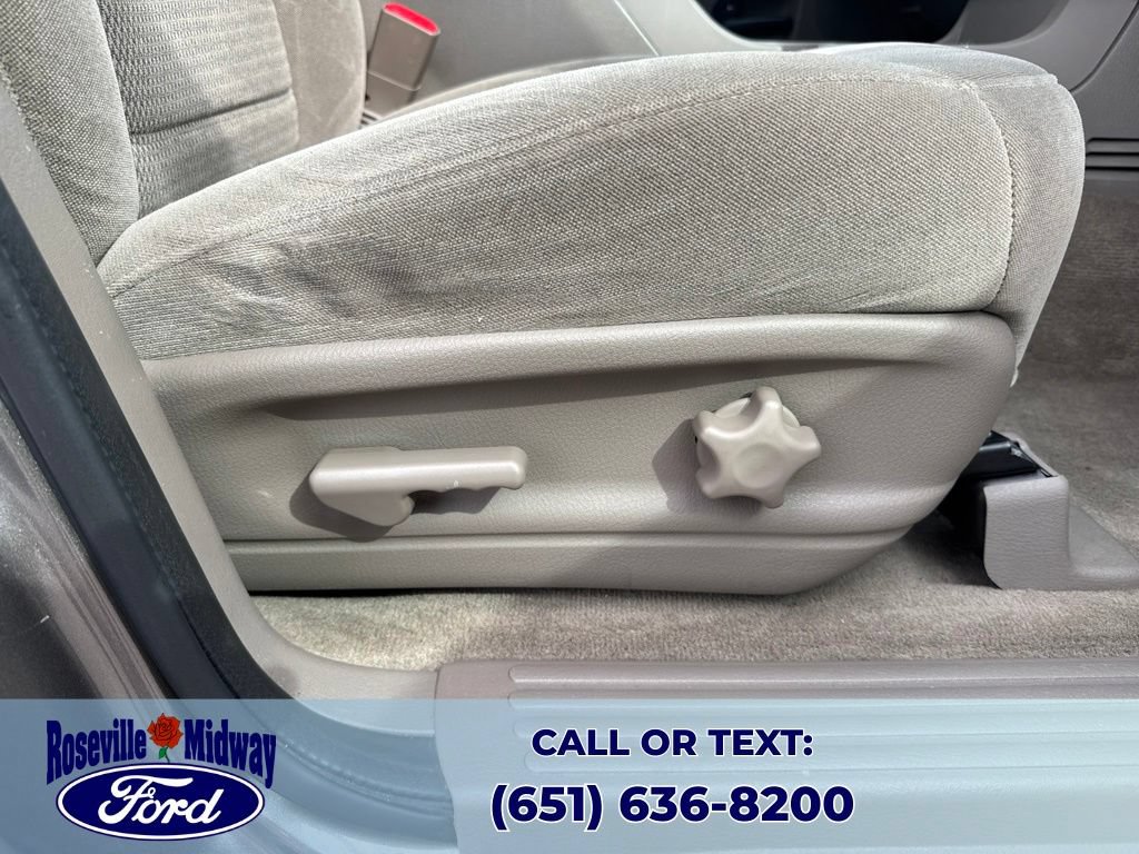 Used 2003 Ford Explorer XLT AWD/4WD image 32