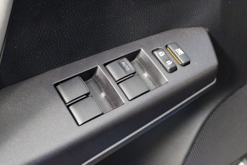 Used 2017 Toyota RAV4 XLE image 17