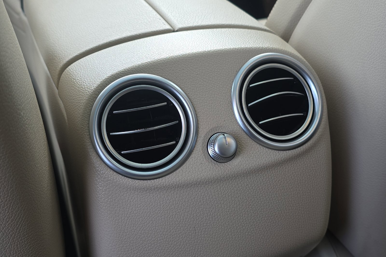 Used 2022 Mercedes-Benz GLC 300 4MATIC image 42