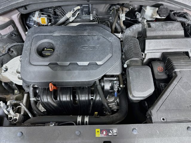 Used 2020 Hyundai Santa Fe SEL w/ Cargo Package FWD image 38