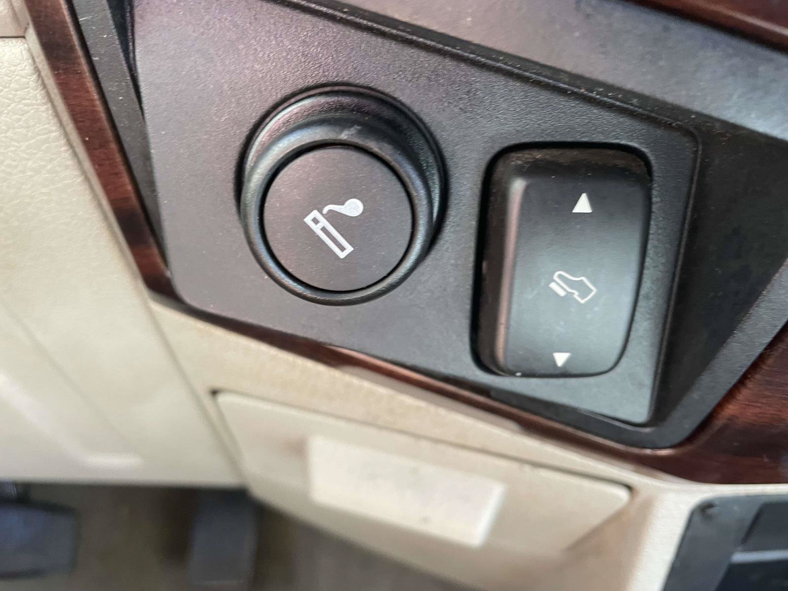 Used 2008 Ford F450 Lariat AWD/4WD image 28