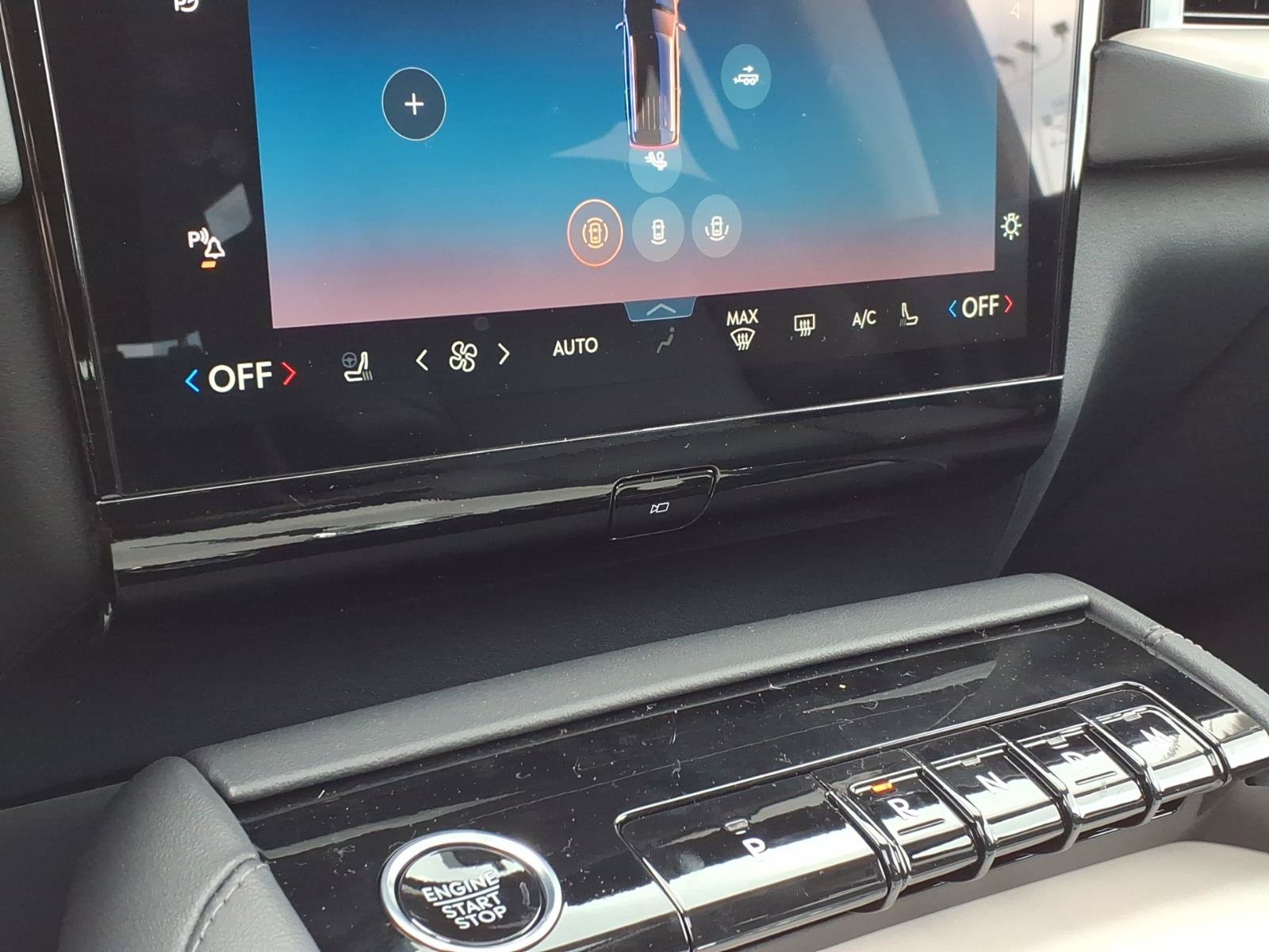 New 2027 Lincoln Navigator L Reserve AWD/4WD image 21