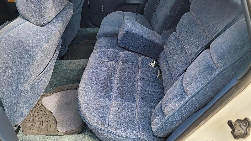 Used 1993 Chevrolet Caprice Classic LS image 10