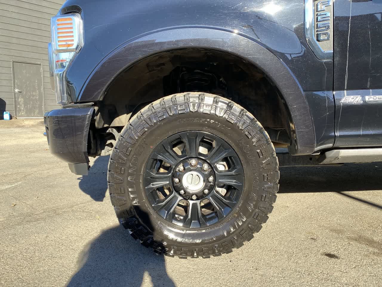 Used 2022 Ford F250 Platinum w/ Tremor Off-Road Package AWD/4WD image 11