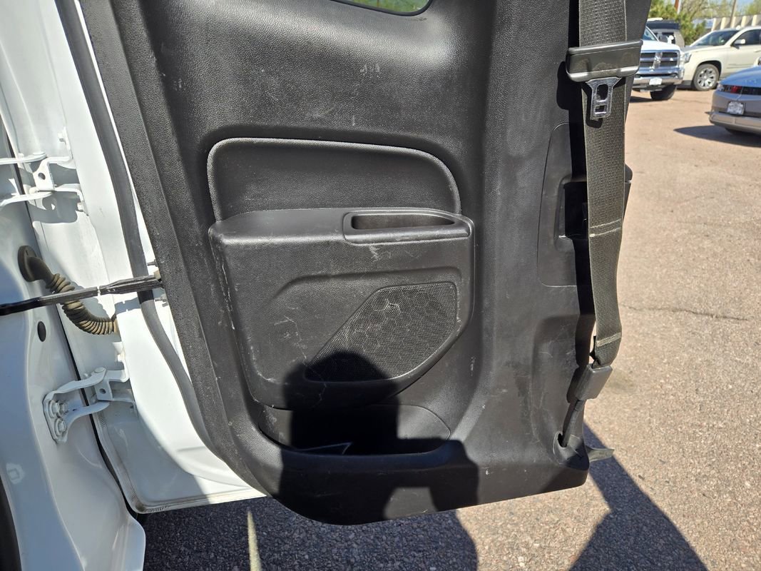 Used 2016 Chevrolet Colorado W/T AWD/4WD image 17