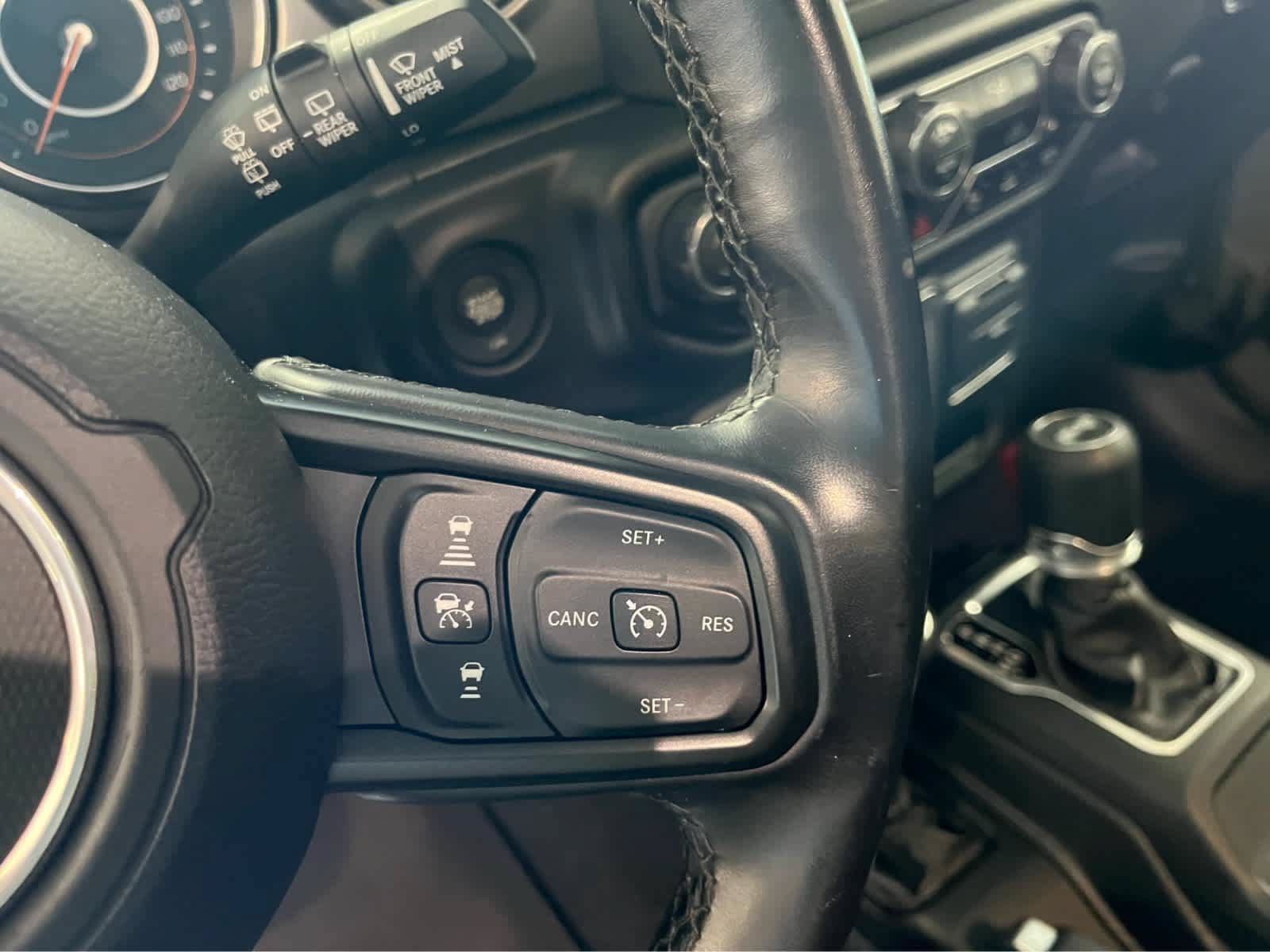 Used 2021 Jeep Wrangler Sport AWD/4WD image 26