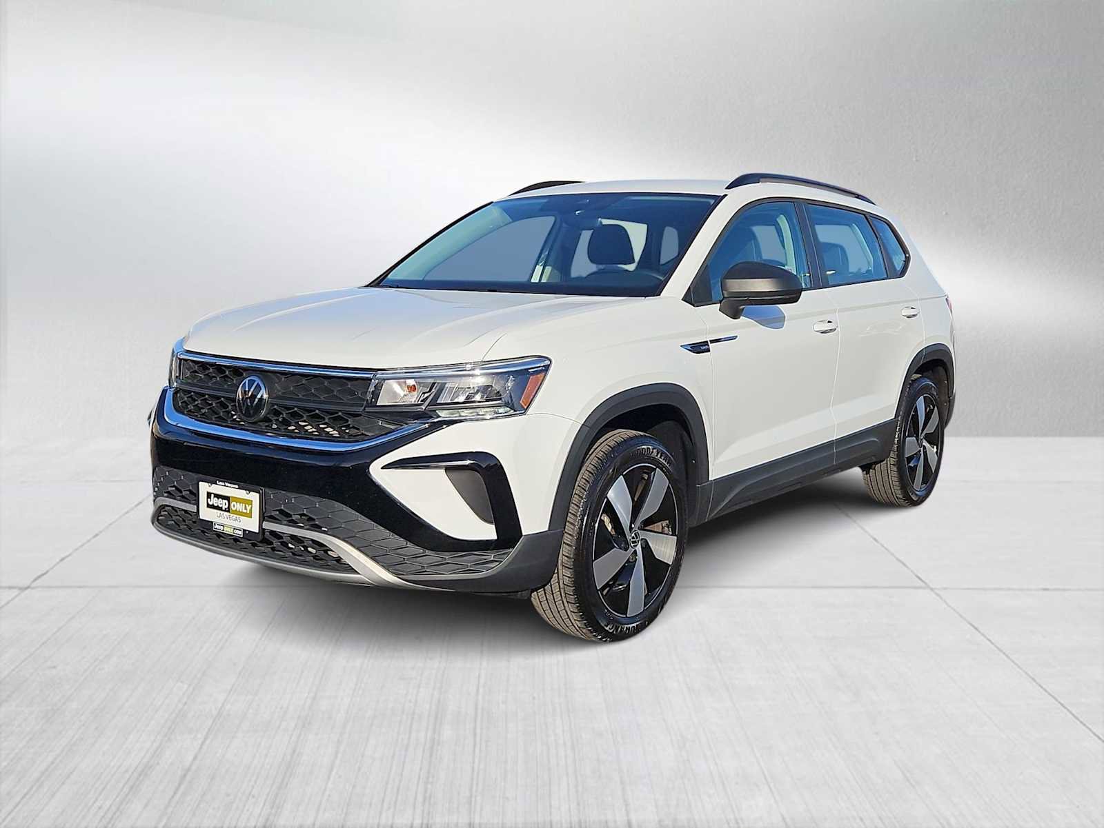 Used 2023 Volkswagen Taos S w/ Driver Assistance Package image 4