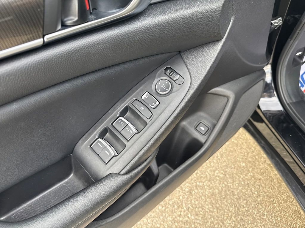 Used 2021 Honda Accord Sport image 12