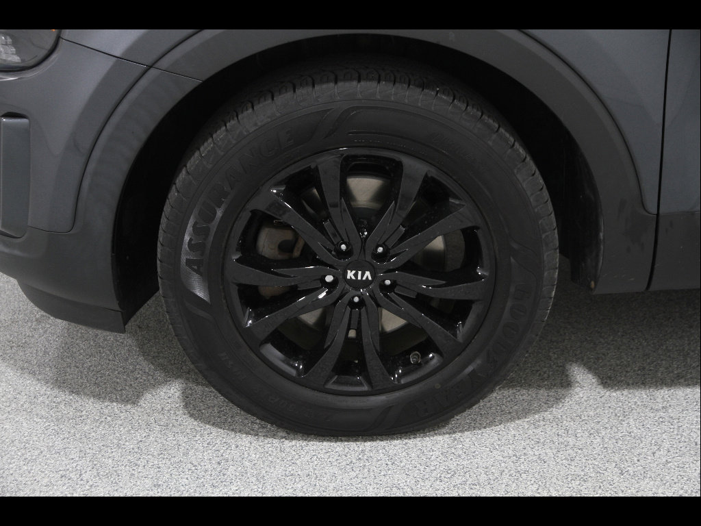 Used 2021 Kia Telluride LX FWD image 21
