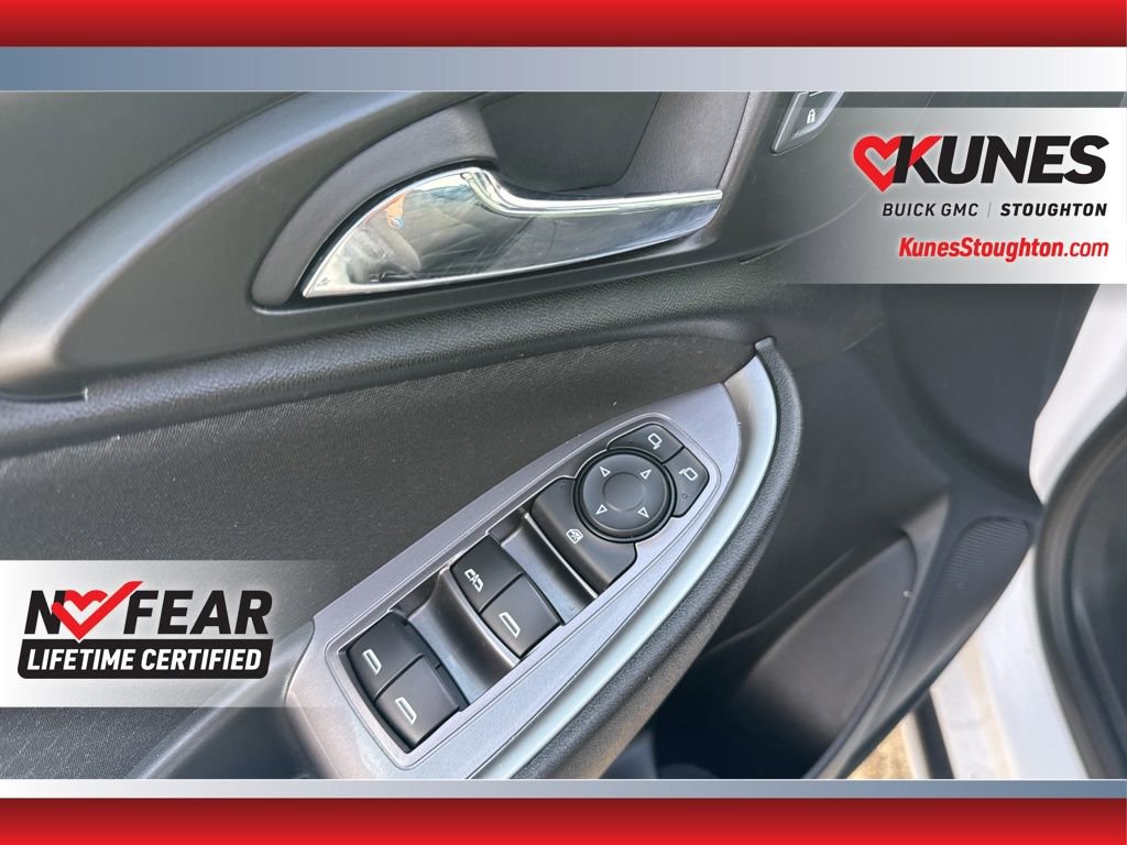 Used 2024 Chevrolet Malibu LT image 20