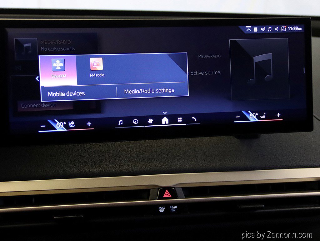 Used 2026 BMW iX xDrive45 w/ Premium Package image 20