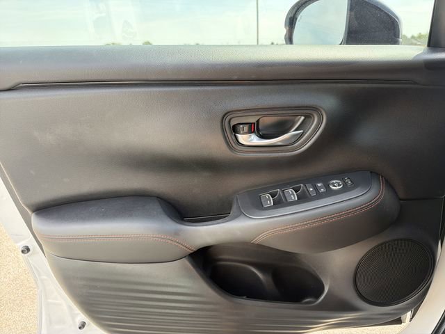 Certified 2025 Honda HR-V Sport image 38