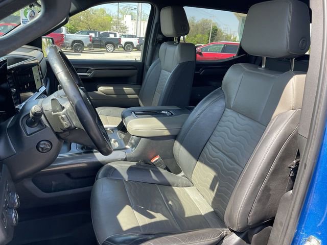 Used 2022 Chevrolet Silverado 1500 ZR2 w/ Technology Package AWD/4WD image 11