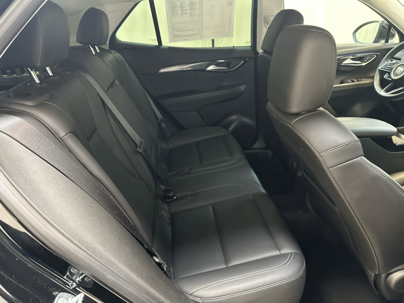 Certified 2025 Buick Envision Preferred image 19