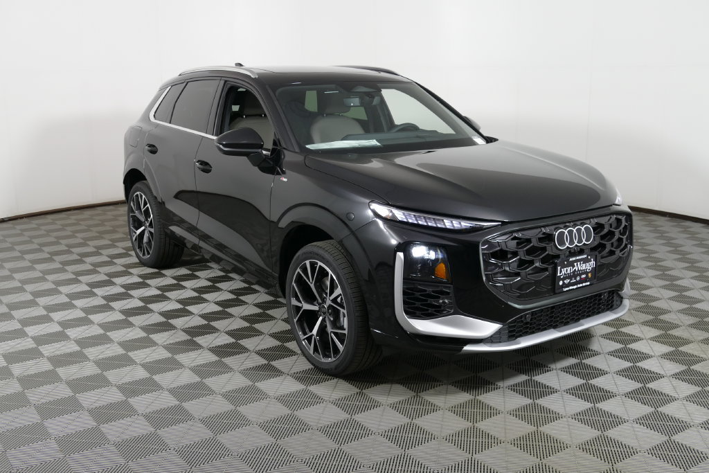 New 2026 Audi Q3 quattro 2.0T AWD/4WD image 1