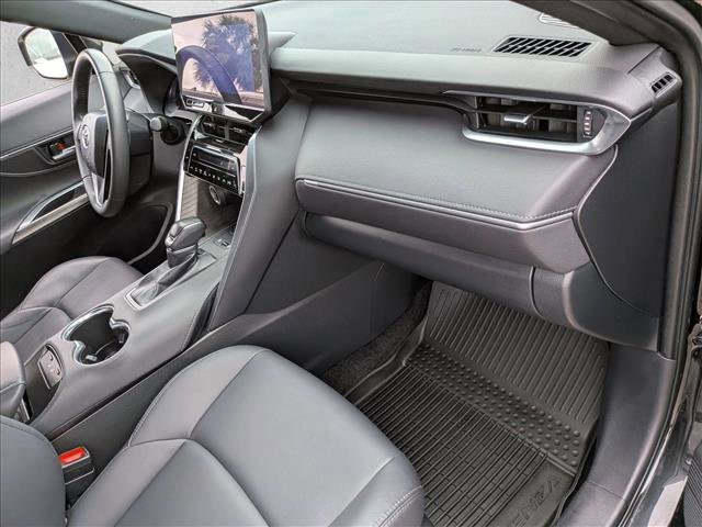 Used 2024 Toyota Venza Nightshade AWD/4WD image 21