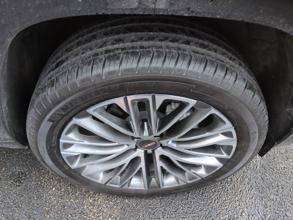 Used 2026 GMC Terrain Denali image 12