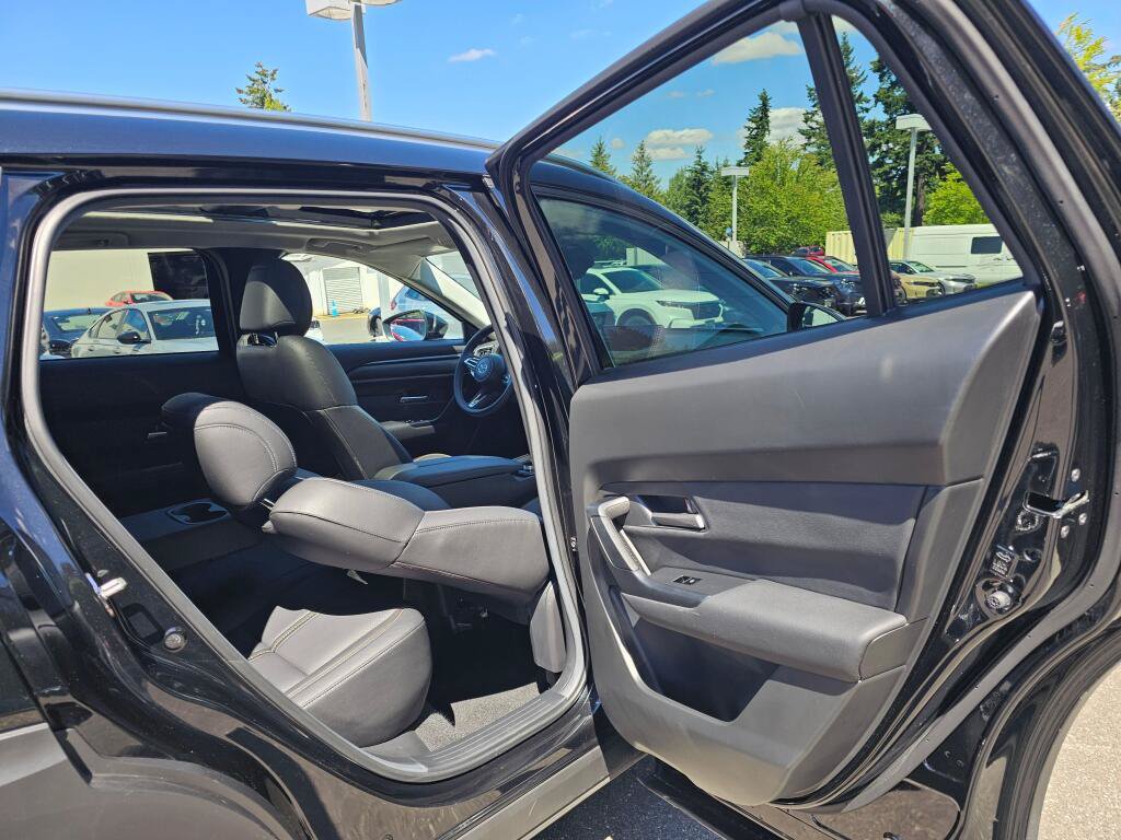 Used 2025 MAZDA CX-50 AWD 2.5 Turbo w/ Cargo Package image 14