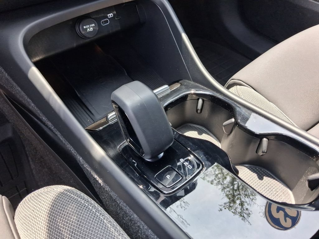 Certified 2023 Volvo XC40 Recharge Core w/ Protection Package Premier AWD/4WD image 19